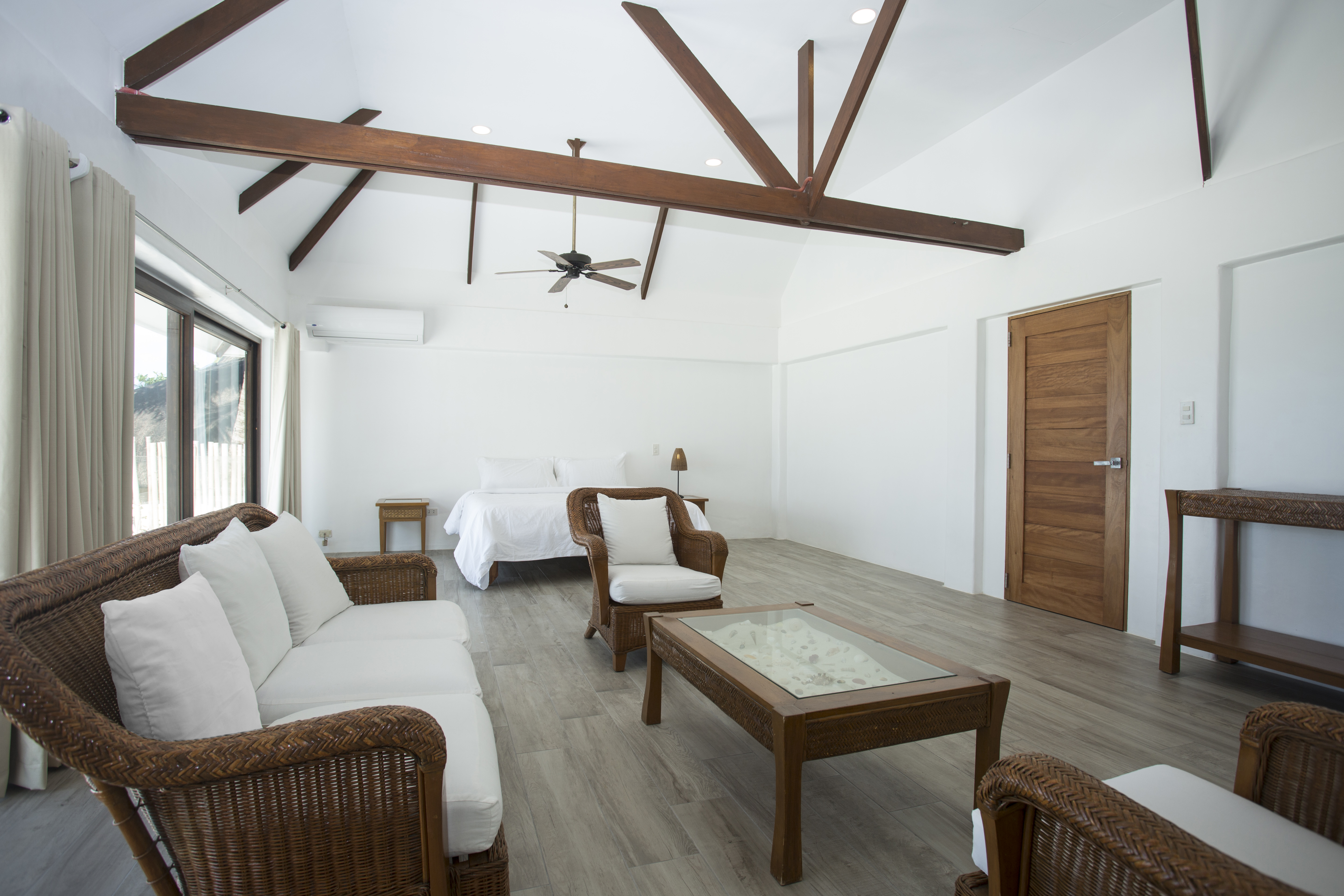 Robinson Beach House — aerial
